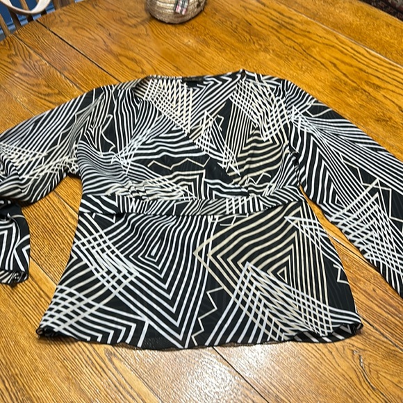 Ashley Stewart abstract print blouse. Wrap front. Black, tan and cream. Size 1X. - Picture 1 of 13